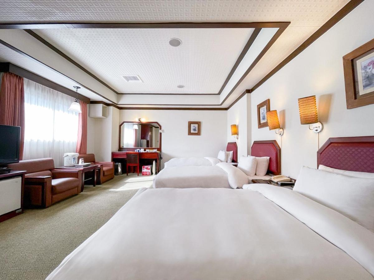 Guide Hotel Changhua Jhongjheng Bagian luar foto