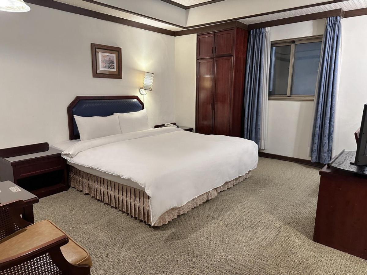 Guide Hotel Changhua Jhongjheng Bagian luar foto
